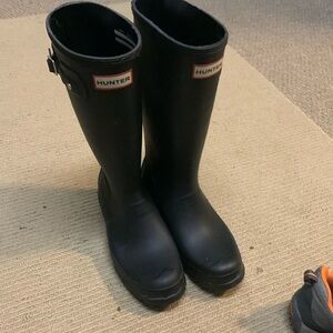 Hunter rain boots size 5